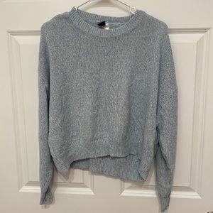 Light blue cropped sweater. Size XL.
